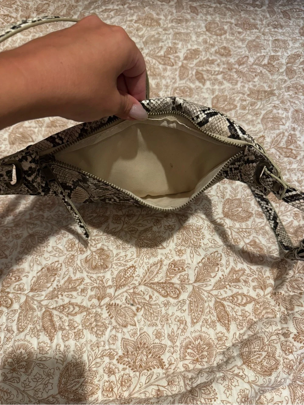 Neutral Snake Print Crossbody Waist Bag - Versatile Hands-Free Carry
